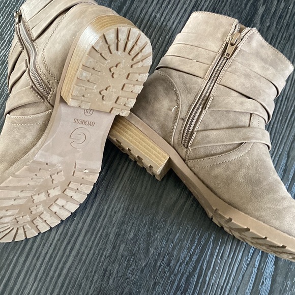 🍍GUESS BOOTS🍍SIZE 7M🍍H-2 - Picture 3 of 3